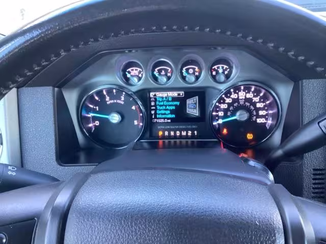2015 Ford F-350 SD - 1FT8W3BT4FED12635 - Image #23