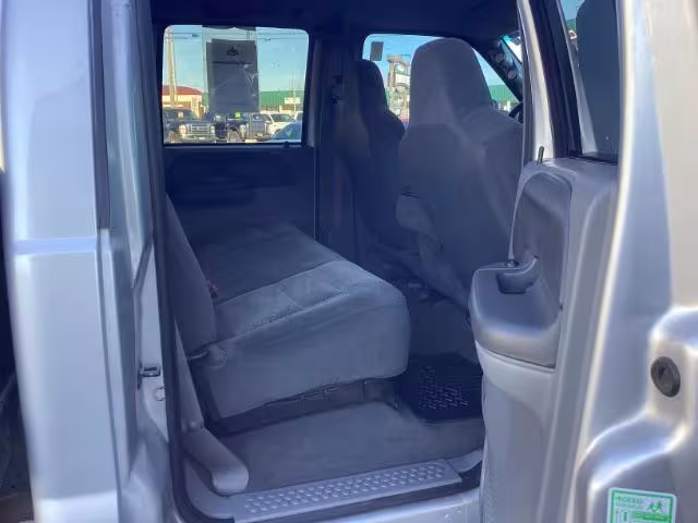 2002 Ford F-250 SD - 1FTNW21F02EA06213 - Image #44