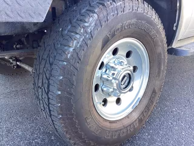 2002 Ford F-250 SD - 1FTNW21F02EA06213 - Image #31